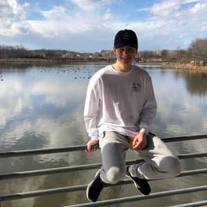 Meet your Posher, Conner